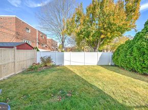 8305 Strahle Place, Philadelphia PA 19111