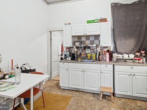 2914 Poplar Street, Philadelphia PA 19130