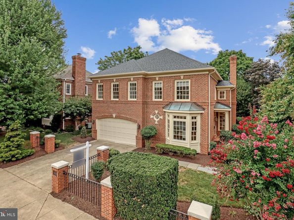 4831 26TH Street N, Arlington VA 22207
