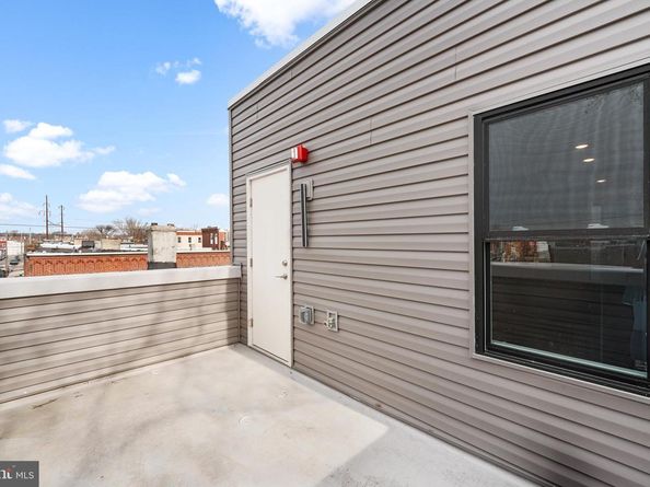 917 N 43rd Street, Philadelphia PA 19104