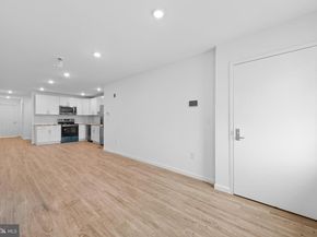 917 N 43rd Street, Philadelphia PA 19104