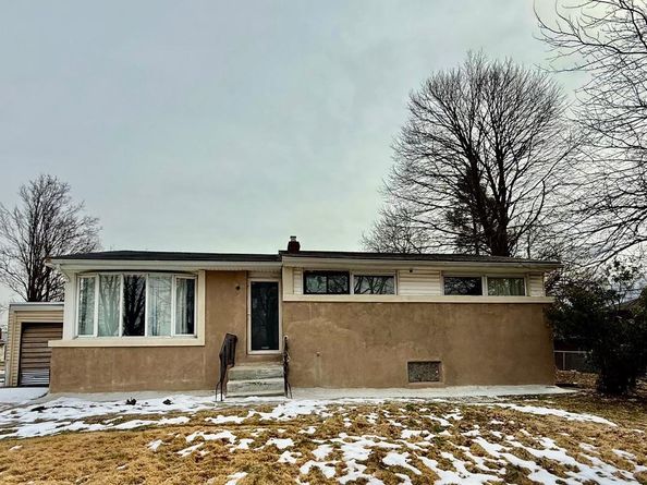 1500 Creswood Road, Philadelphia PA 19115