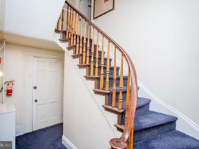 313 S 16TH Street, Philadelphia PA 19102