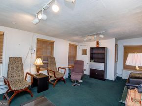 313 S 16TH Street, Philadelphia PA 19102