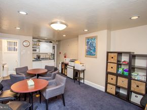 313 S 16TH Street, Philadelphia PA 19102