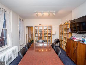 313 S 16TH Street, Philadelphia PA 19102