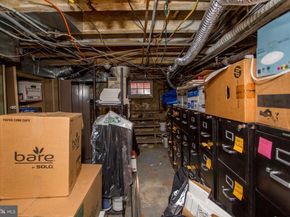 313 S 16TH Street, Philadelphia PA 19102