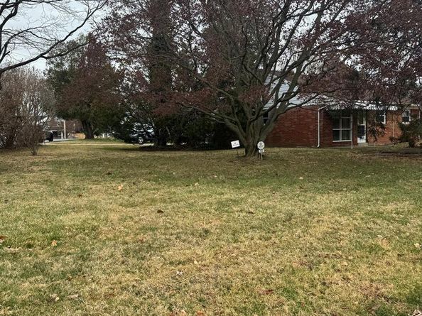 700 Shawmont Avenue, Philadelphia PA 19128