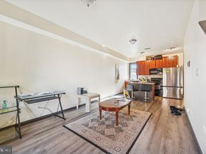 1812 W Montgomery Avenue, Philadelphia PA 19121