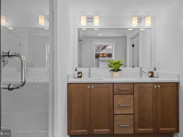 146 Merion Avenue, Narberth PA 19072