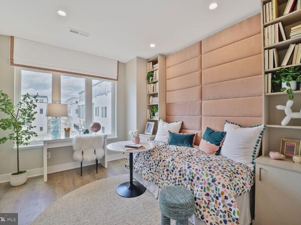 61 Lower Service Court NW ATWOOD 891, Washington DC 20001