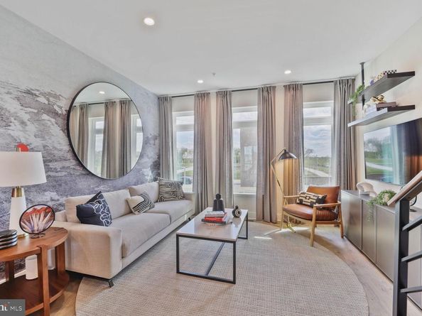 61 Lower Service Court NW ATWOOD 891, Washington DC 20001