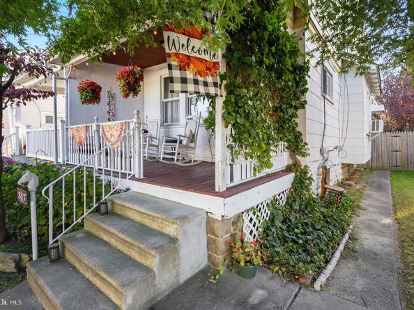 317 N Llanwellyn Avenue, Glenolden PA 19036