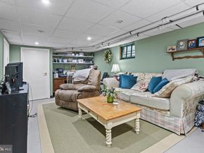 317 N Llanwellyn Avenue, Glenolden PA 19036