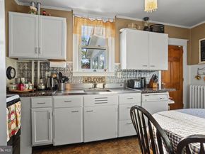 317 N Llanwellyn Avenue, Glenolden PA 19036