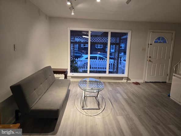 4222 O Street, Philadelphia PA 19124