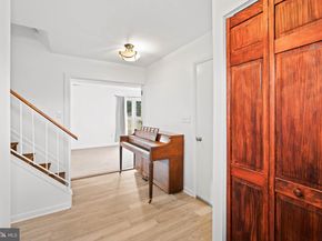 12807 Scranton Court, Herndon VA 20170