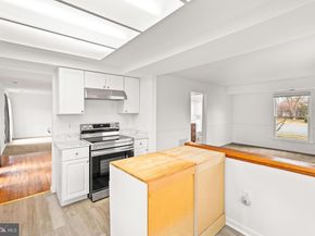 12807 Scranton Court, Herndon VA 20170