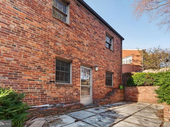 4612 9TH Street S, Arlington VA 22204