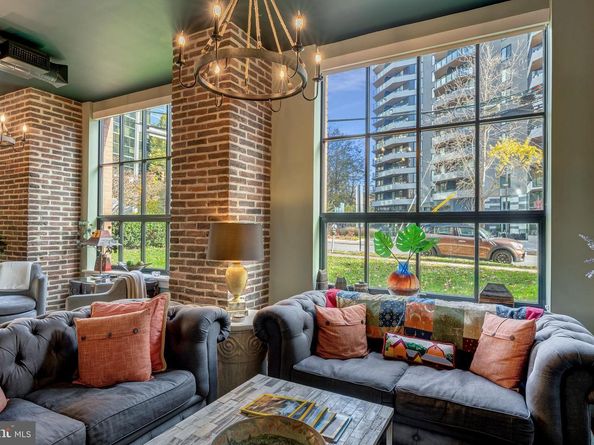 1600 Clarendon Boulevard W108, Arlington VA 22209