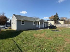 9 Lynns Court, Morrisville PA 19067