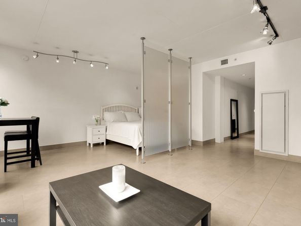 1133 14TH Street NW 703, Washington DC 20005