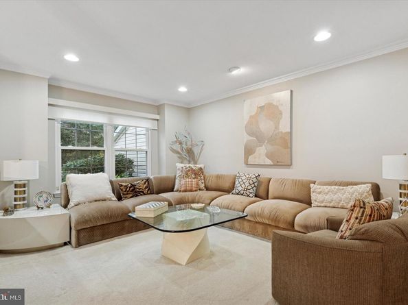 191 Canterbury Lane, Blue Bell PA 19422