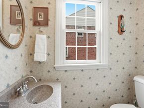 216 Heatherwood Road, Glenside PA 19038