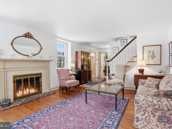 216 Heatherwood Road, Glenside PA 19038