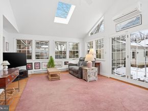 216 Heatherwood Road, Glenside PA 19038