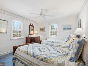 216 Heatherwood Road, Glenside PA 19038