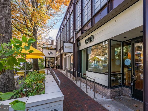 4915 Hampden Lane 109, Bethesda MD 20814