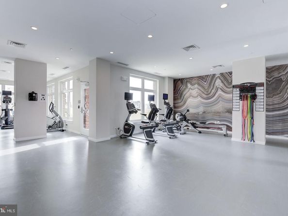 4915 Hampden Lane 109, Bethesda MD 20814