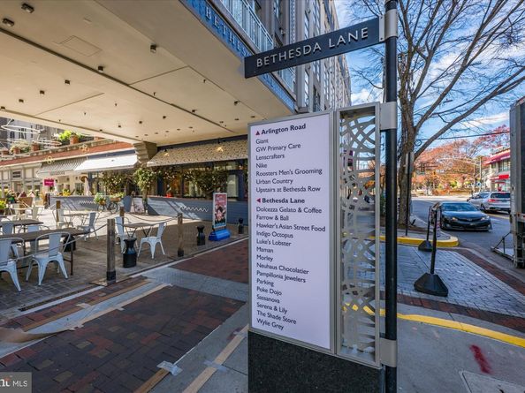 4915 Hampden Lane 109, Bethesda MD 20814