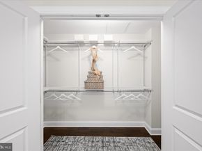 4915 Hampden Lane 109, Bethesda MD 20814