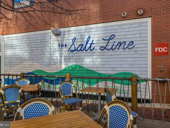 4915 Hampden Lane 109, Bethesda MD 20814