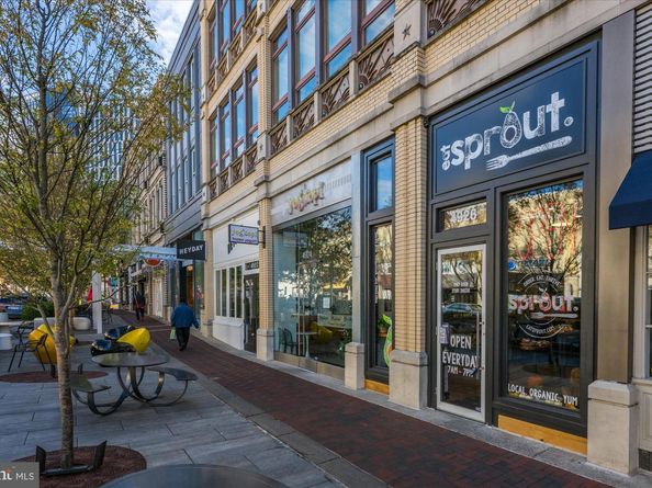 4915 Hampden Lane 109, Bethesda MD 20814