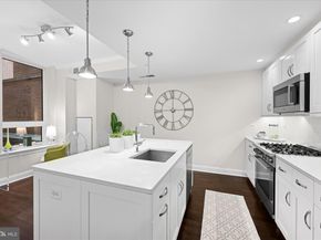 4915 Hampden Lane 109, Bethesda MD 20814