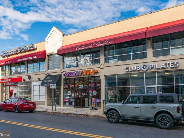 4915 Hampden Lane 109, Bethesda MD 20814