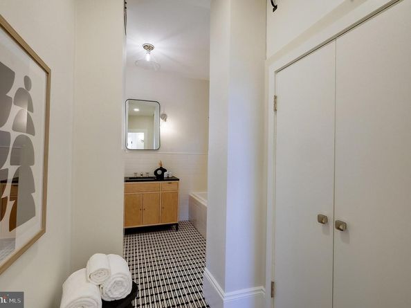 2853 Ontario Road NW 316, Washington DC 20009