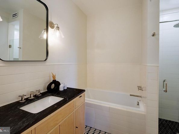 2853 Ontario Road NW 316, Washington DC 20009