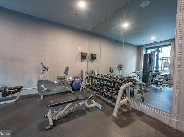 1001 Chestnut Street 705E, Philadelphia PA 19107