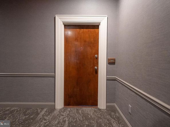 1001 Chestnut Street 705E, Philadelphia PA 19107