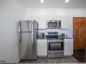 1001 Chestnut Street 705E, Philadelphia PA 19107