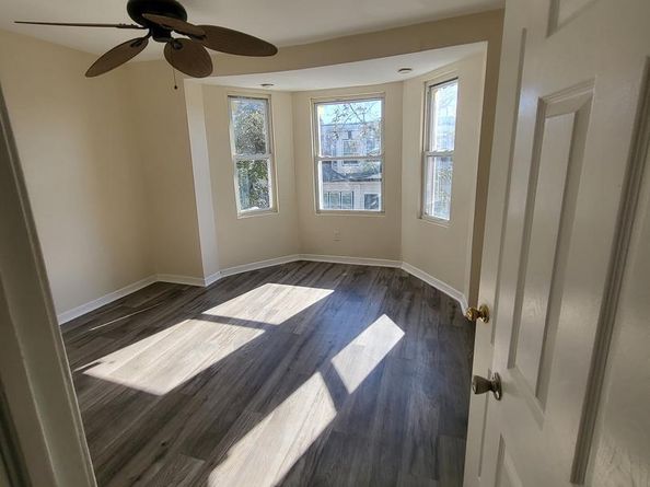 5855 Windsor Avenue, Philadelphia PA 19143