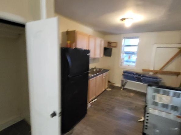 5855 Windsor Avenue, Philadelphia PA 19143