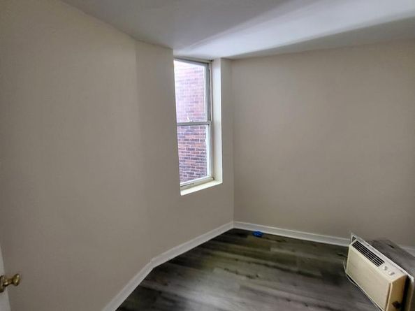 5855 Windsor Avenue, Philadelphia PA 19143