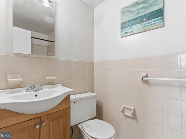 1337 E Snyder Avenue, Philadelphia PA 19148