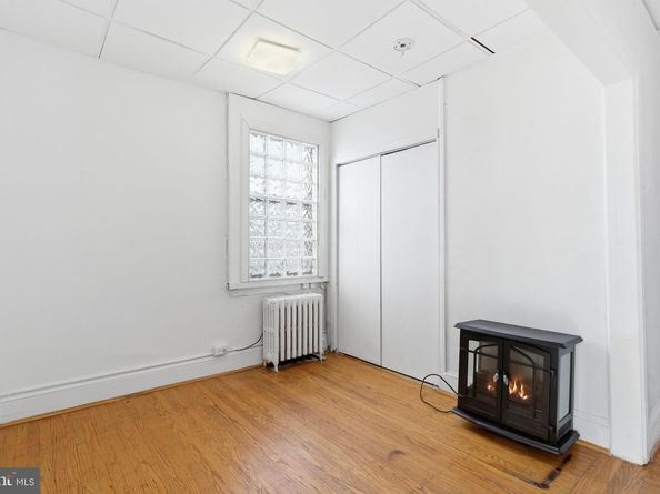 1337 E Snyder Avenue, Philadelphia PA 19148