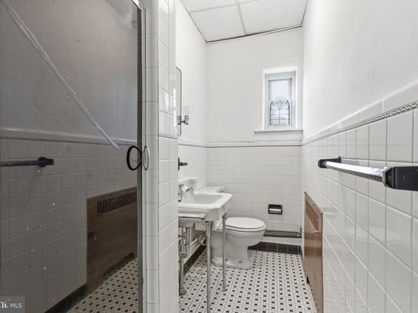 1337 E Snyder Avenue, Philadelphia PA 19148